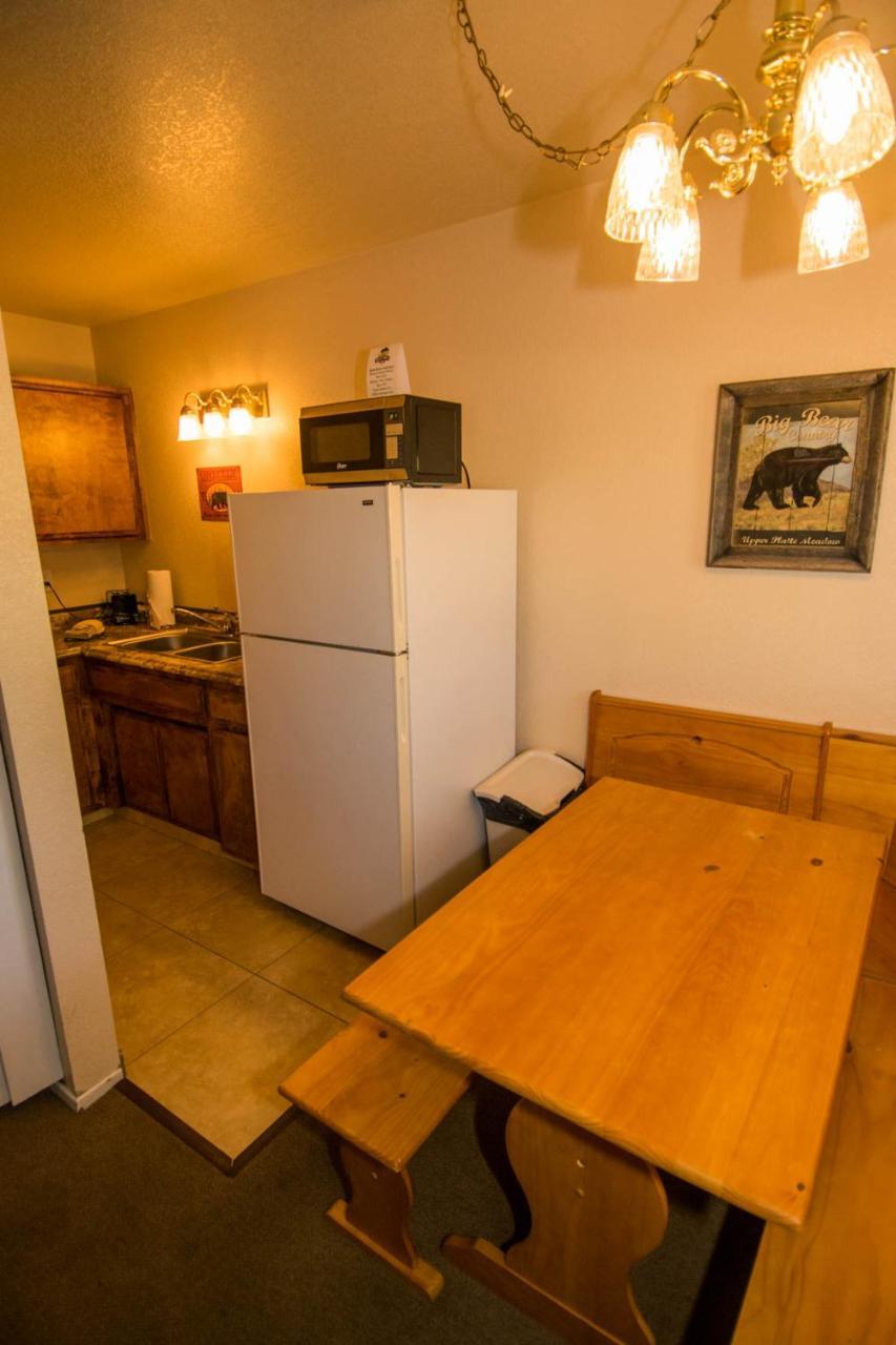 Hillcrest Suites & Cabins Big Bear Lake Eksteriør bilde